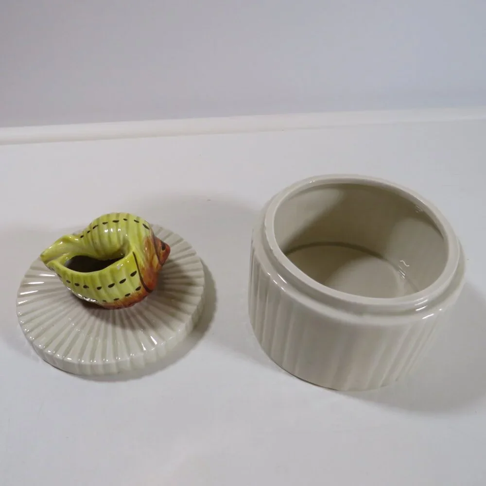 Seashell Ceramic Dish by Fitz & Floyd with Lid Glazed (has small chip on lid)